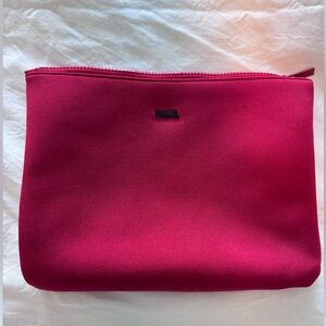 Triangl neoprene pouch